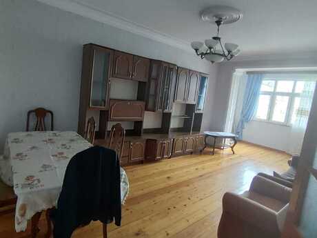 Объявление №6443130 - Баку, м. Халглар Достлугу, 3-комн., 71 м², 5/5 этаж