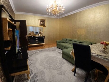 Elan №6443184 - Bakı, Nəsimi r., 5 otaqlı, 76 m², 5/5 mərtəbə