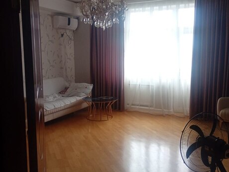 Аренда: 4-комнатная квартира, 130 м², Binəqədi: 800 ₼/мес 3