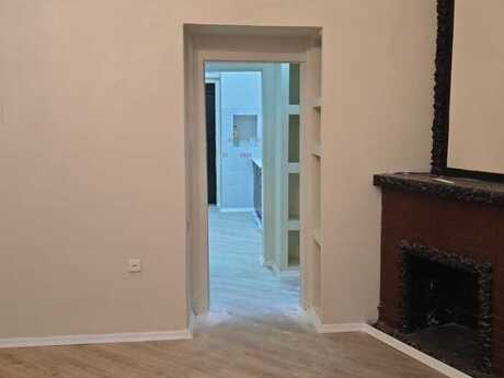 Kirayə 1 otaqlı mənzil, 60 m², 28 May: 850 ₼/ay 2
