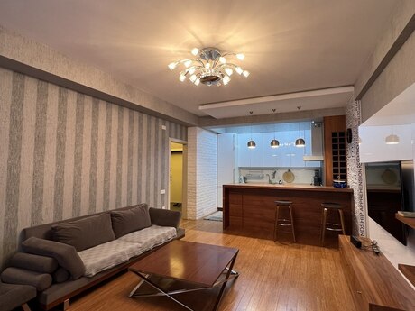Kirayə 3 otaqlı mənzil, 90 m², Alyans MTK: 1 250 ₼/ay 2
