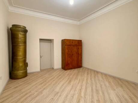 Kirayə 2 otaqlı mənzil, 80 m², Səbail: 1 100 ₼/ay 2
