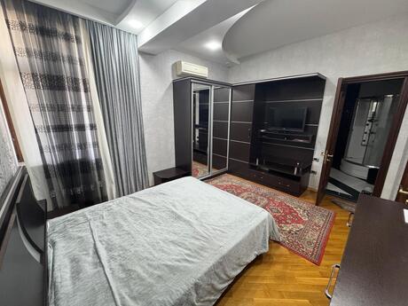 Kirayə 4 otaqlı mənzil, 220 m², Elmlər Akademiyası: 1 300 ₼/ay 5