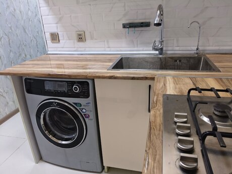 Kirayə 3 otaqlı mənzil, 70 m², İnşaatçılar: 700 ₼/ay 3