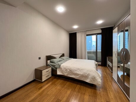 Kirayə 2 otaqlı mənzil, 84 m², Port Baku Residence: 2 000 ₼/ay 5