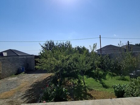 4 otaqlı həyət evi, 120 m², Binə: 75 000 ₼ 2