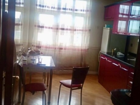 Kirayə 3 otaqlı mənzil, 130 m², Memar Əcəmi: 800 ₼/ay 4