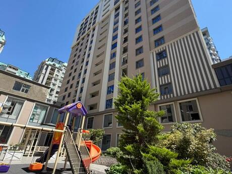 3 otaqlı mənzil, 108 m², Nəsimi: 367 000 ₼ 2