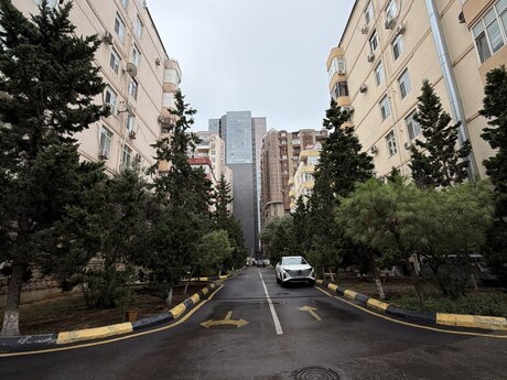 Elan №6443533 - Bakı, Şah İsmayıl Xətai m., 3 otaqlı, 170 m², 2/7 mərtəbə