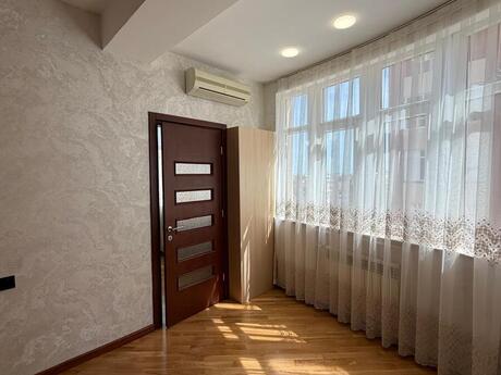 3-комнатная квартира, 65 м², 8-ci mikrorayon: 229 000 ₼ 4