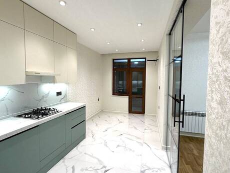 3 otaqlı mənzil, 110 m², 28 May: 360 000 ₼ 3