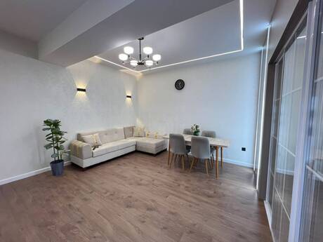 Kirayə 2 otaqlı mənzil, 70 m², 28 May: 1 200 ₼/ay 4