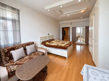 3 otaqlı mənzil, 130 m², 20 Yanvar: 330 000 ₼ 5
