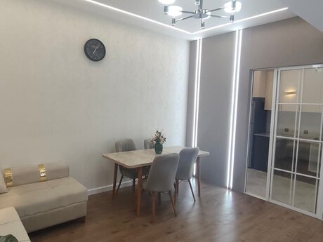 Kirayə 2 otaqlı mənzil, 60 m², 28 May: 1 200 ₼/ay 4