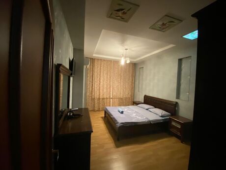 Аренда: 2-комнатная квартира, 104 м², Ağ şəhər: 750 ₼/мес 2