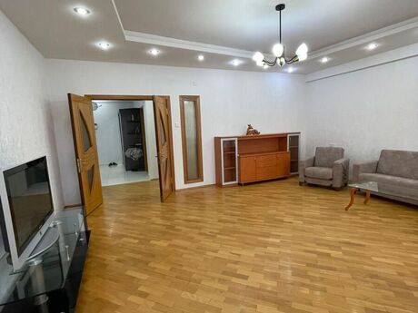 Kirayə 3 otaqlı mənzil, 140 m², 28 May: 1 200 ₼/ay 2