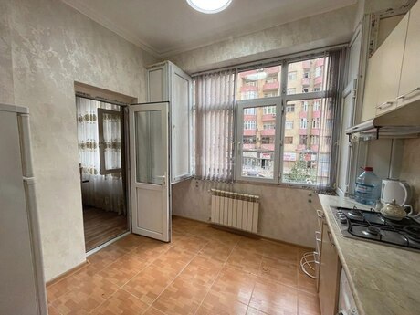 Объявление №6443953 - Баку, м. Иншаатчылар, 2-комн., 65 м², 4/16 этаж