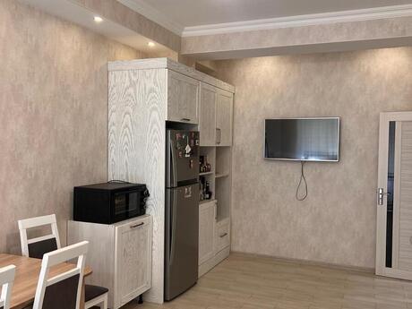 3-room apartment for rent, 115 m², Zığ: 650 ₼/mo 3