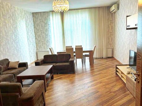 Elan №6443994 - Bakı, Gənclik m., 4 otaqlı, 185 m², 9/12 mərtəbə