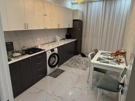 2-room apartment for rent, 60 m², Əhmədli: 300 ₼/mo 2