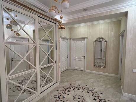 3-комнатная квартира, 112 м², 7-ci mikrorayon: 310 000 ₼ 3
