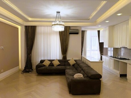 Elan №6444119 - Bakı, Gənclik m., 3 otaqlı, 120 m², 15/17 mərtəbə