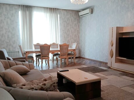 4-room apartment, 190 m², Gənclik: 610 000 ₼ 3