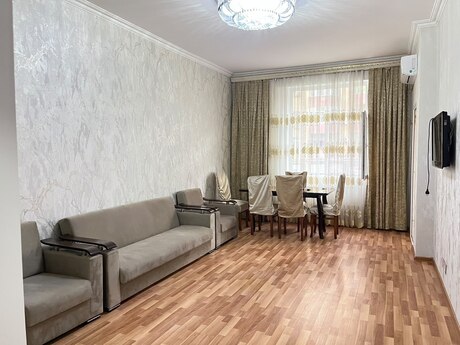 2 otaq · 62 m² · 4/16 mərtəbə, İnşaatçılar