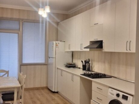 2 otaqlı mənzil, 75 m², 20 Yanvar: 235 000 ₼ 4