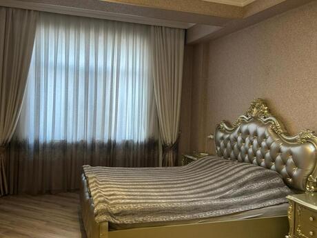 4 otaqlı mənzil, 180 m², 7-ci mikrorayon: 550 000 ₼ 3