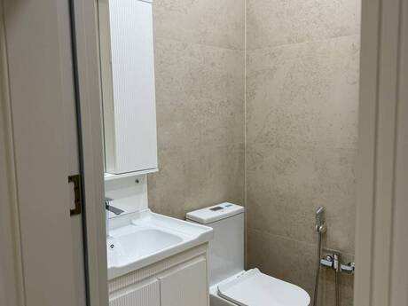 2-room apartment for rent, 60 m², Nizami City: 999 ₼/mo 4