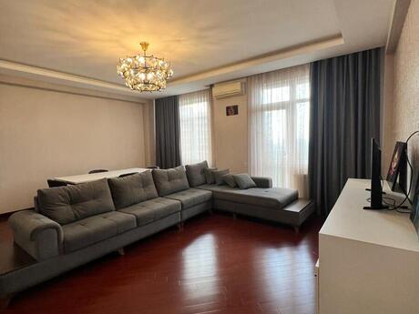 Kirayə 3 otaqlı mənzil, 130 m², Gənclik: 1 600 ₼/ay 5