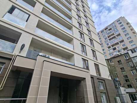 3 otaqlı mənzil, 117 m², İnşaatçılar: 345 000 ₼ 2