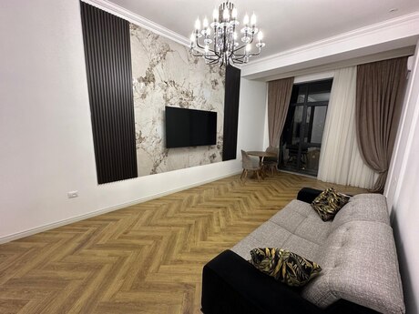 2 rooms · 115 m² · floor 7/13, 28 May