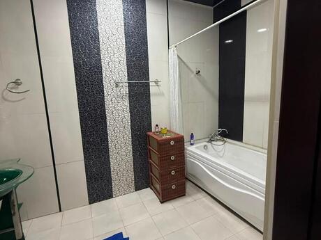 Kirayə 2 otaqlı mənzil, 120 m², 28 May: 1 000 ₼/ay 5