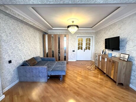 Elan №6444731 - Bakı, Gənclik m., 1 otaqlı, 50 m², 6/10 mərtəbə