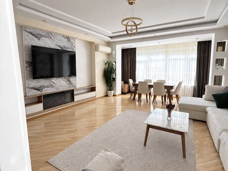 Объявление №6444640 - Баку, м. Кара Караев, 3-комн., 130 м², 5/16 этаж