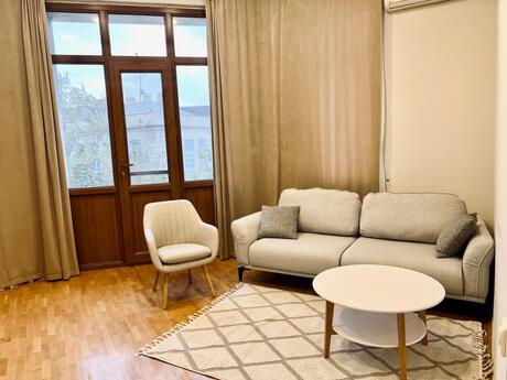 Kirayə 2 otaqlı mənzil, 70 m², Sahil: 1 200 ₼/ay 2