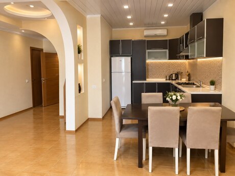 Kirayə 3 otaqlı mənzil, 100 m², Elmlər Akademiyası: 1 000 ₼/ay 2