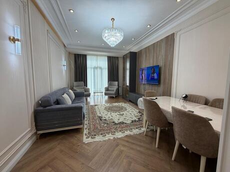 4 otaqlı mənzil, 131 m², Xətai: 289 000 ₼ 2