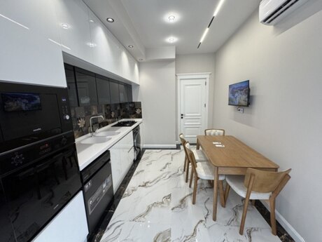 Kirayə 3 otaqlı mənzil, 115 m², Şah İsmayıl Xətai: 2 500 ₼/ay 5