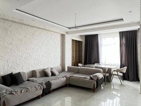 3 otaq · 90 m² · 11/18 mərtəbə, 28 May
