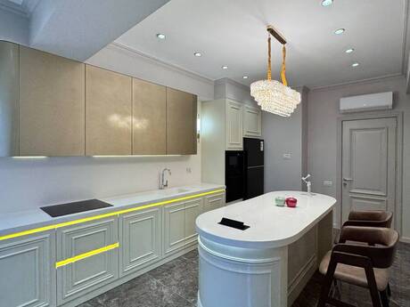 3 otaqlı mənzil, 127 m², BCR Khatai: 725 000 ₼ 2