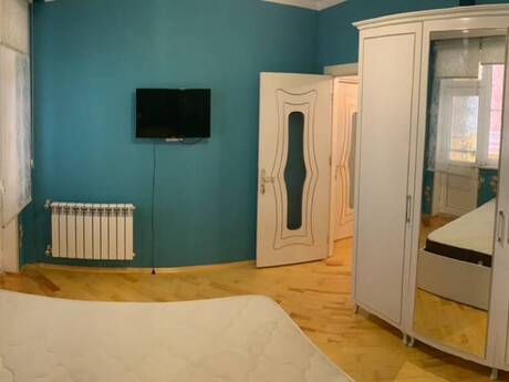2-room apartment for rent, 70 m², İnşaatçılar: 750 ₼/mo 5