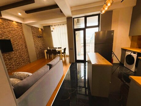 Elan №6444973 - Bakı, Nərimanov r., 2 otaqlı, 55 m², 10/14 mərtəbə