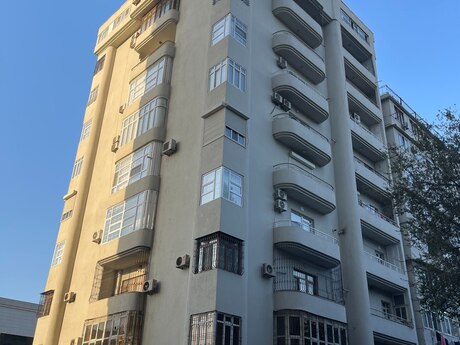 5 otaq · 240 m² · 10/10 mərtəbə, Nərimanov
