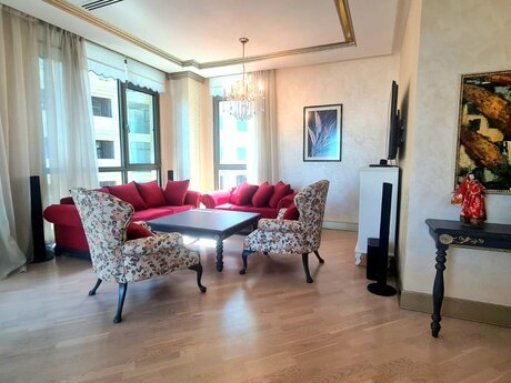 Kirayə 3 otaqlı mənzil, 130 m², İçəri Şəhər: 3 000 ₼/ay 4