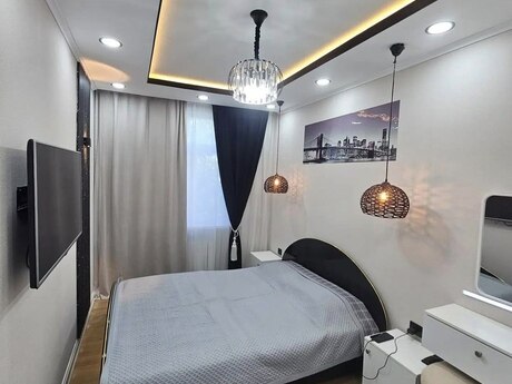 2 rooms · 72 m² · floor 4/16, Elmlər Akademiyası