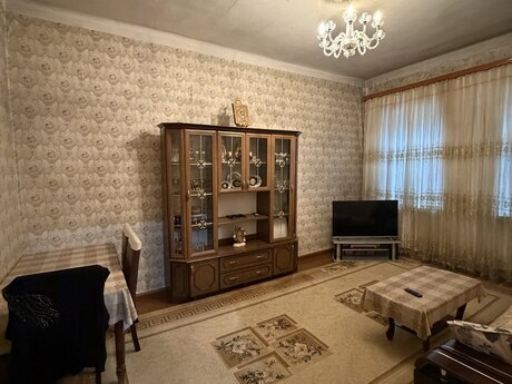3 otaqlı mənzil, 80 m², Bakıxanov: 195 000 ₼ 2