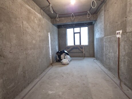 Elan №6445280 - Bakı, Qaraçuxur q., 3 otaqlı, 107 m², 6/12 mərtəbə
